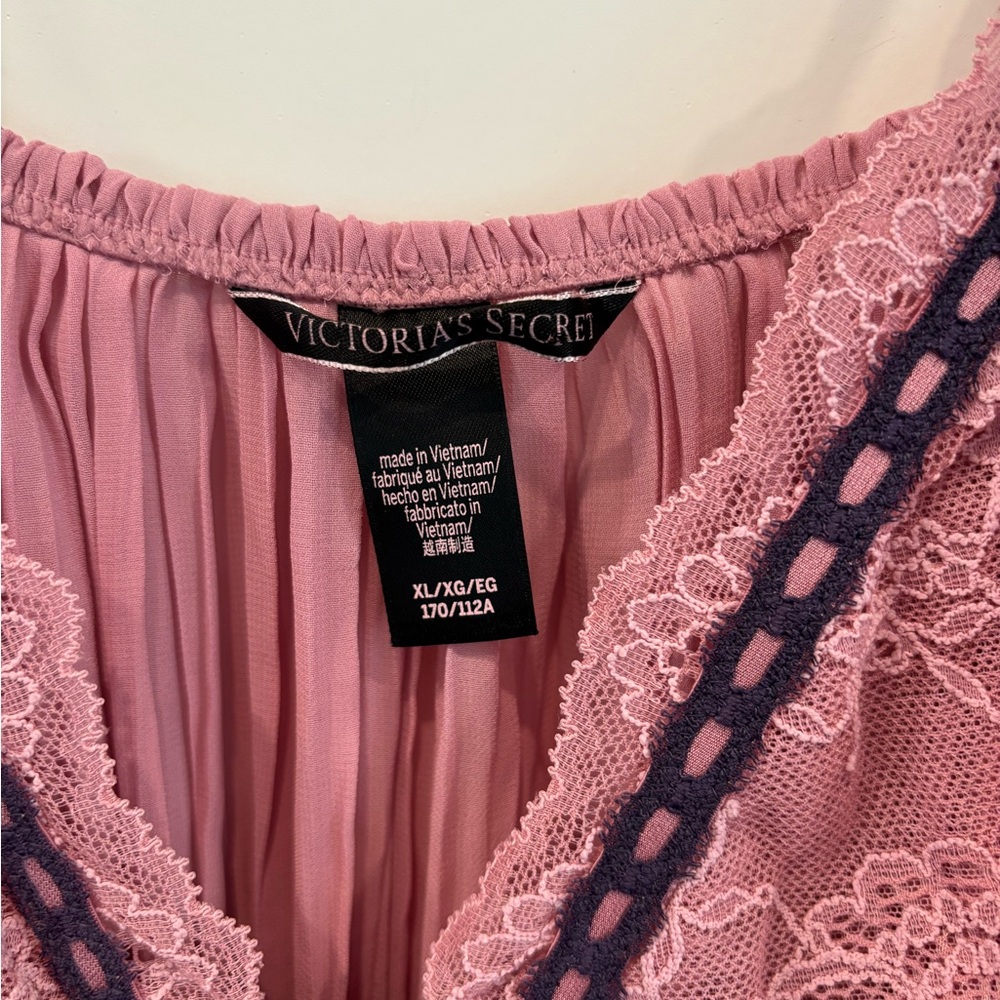 Victoria's secret Pink Lace Trim Nightgown - Picture 4 of 4